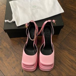 VERSACE Medusa Aevitas satin platform pumps size 37.5
